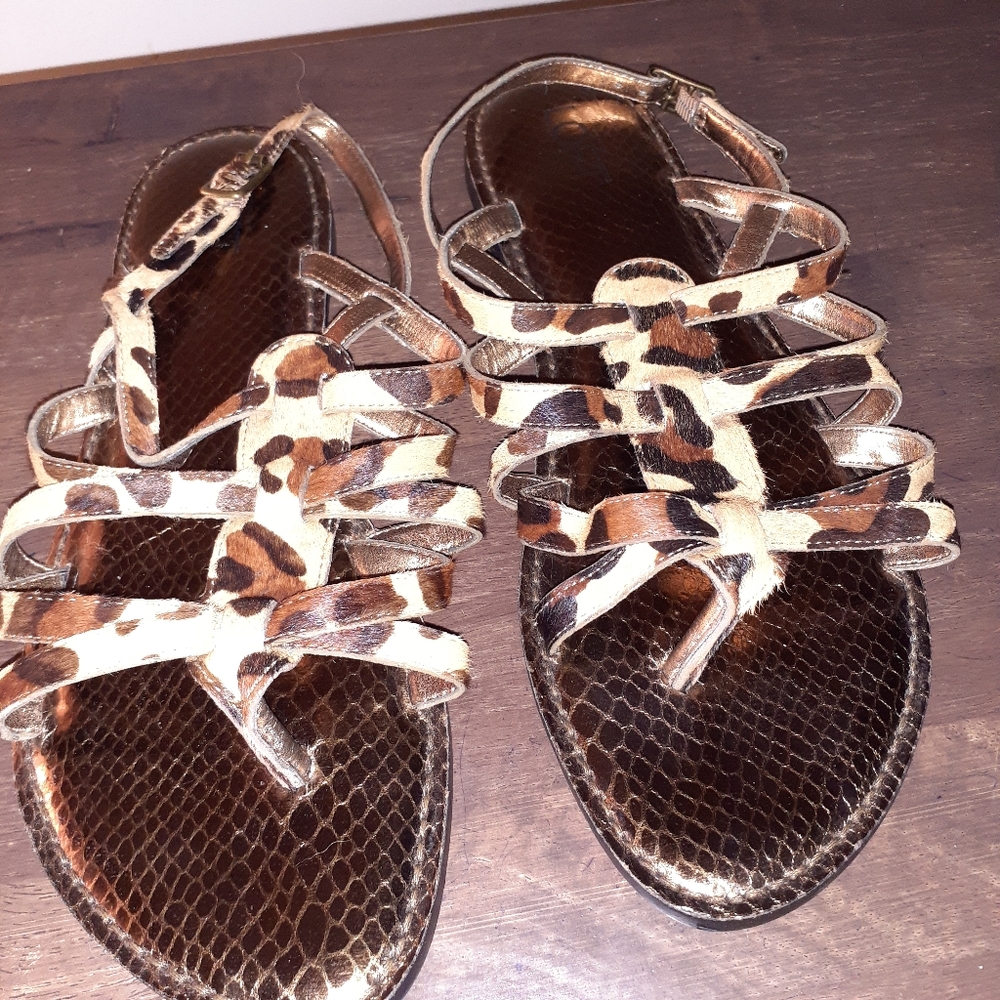 Loft sandals